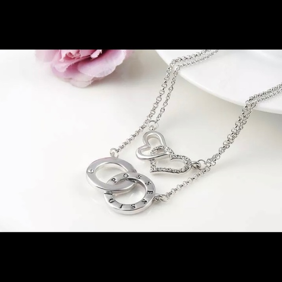❤️ Brand New Two Strand Heart Connected Necklace - Picture 10 of 11